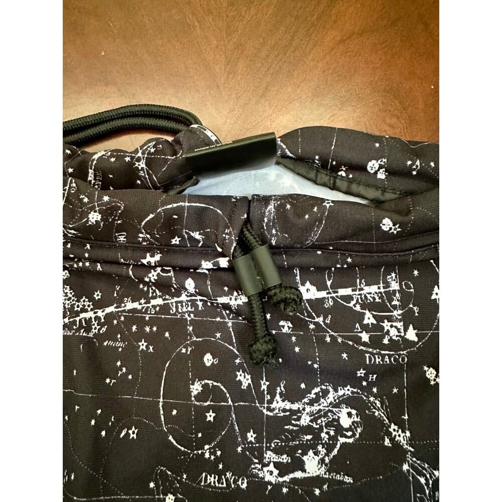 NWOT GapFit Drawstring bag - Picture 3 of 7